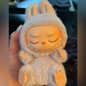 Have a Seat Labubu The Monsters Vinyl Plush ZiZi NWT